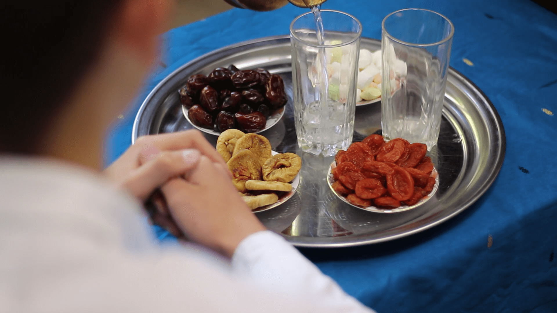 هل تشعر بالعطش الشديد أثناء الصوم؟.. إليك 4 نصائح لتجنبه خلال شهر رمضان