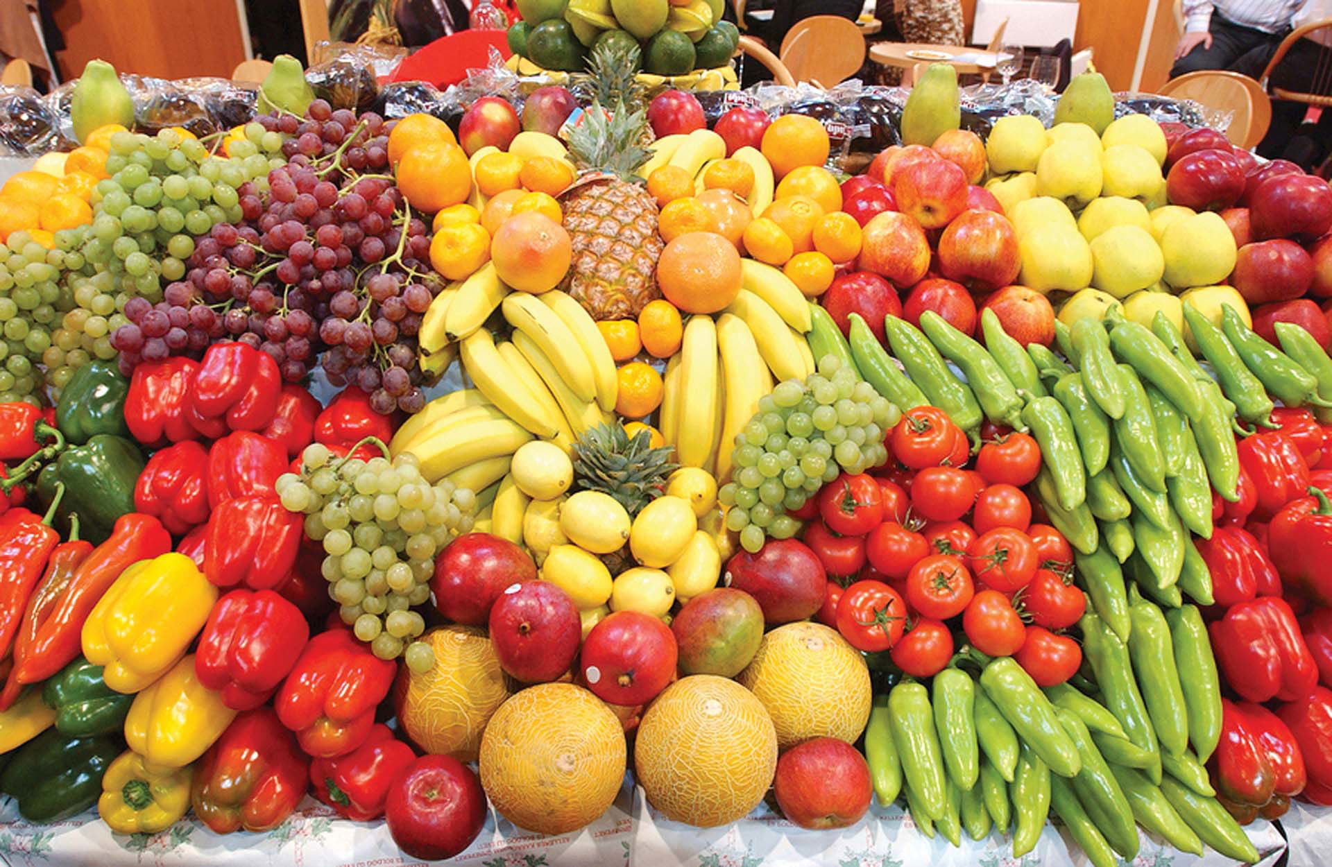 كيف تدرج الخضروات والفاكهة فى نظامك الغذائى يوميًا؟