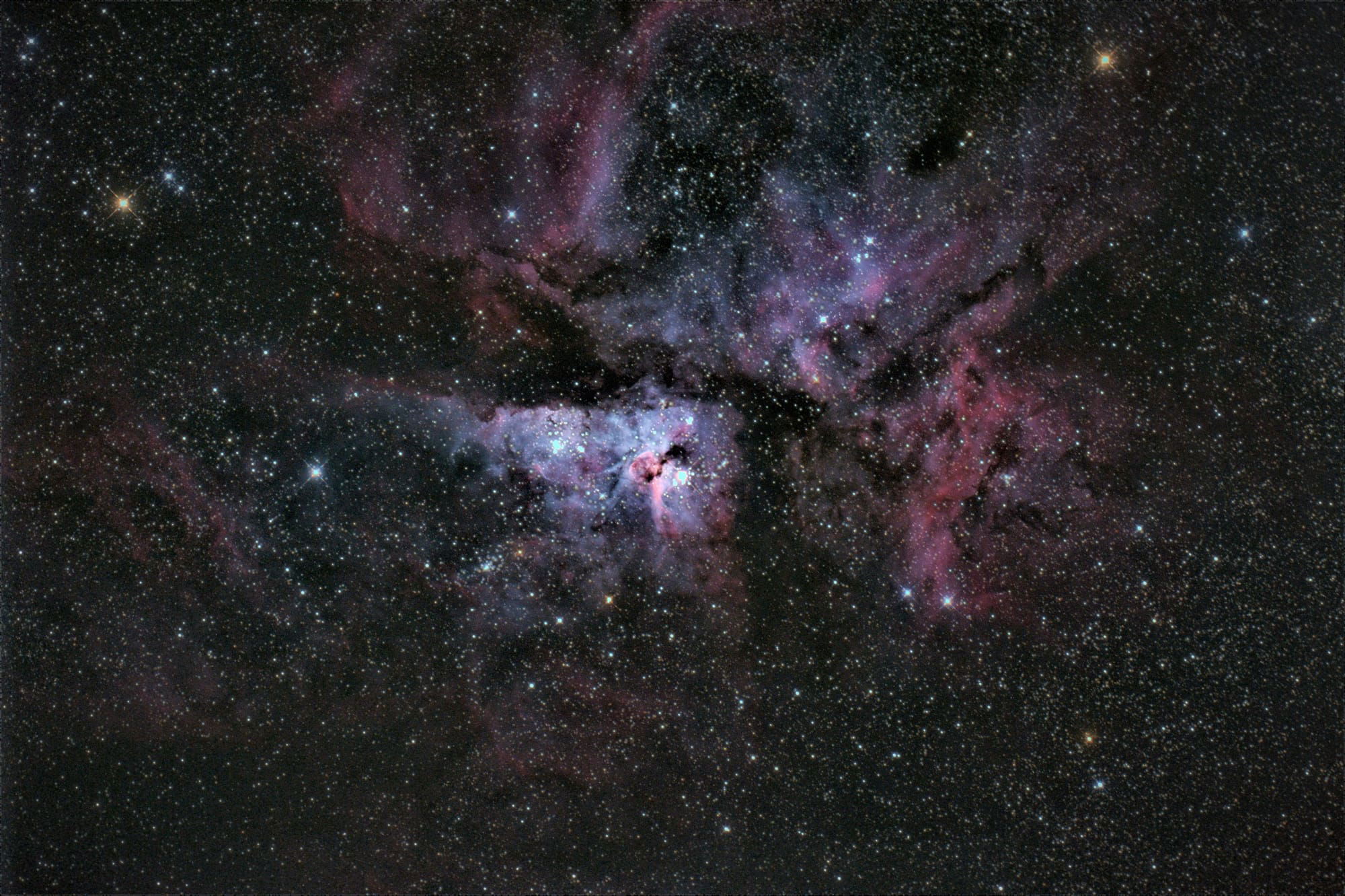 NGC 3372 - crédit : Mickael Reisinger