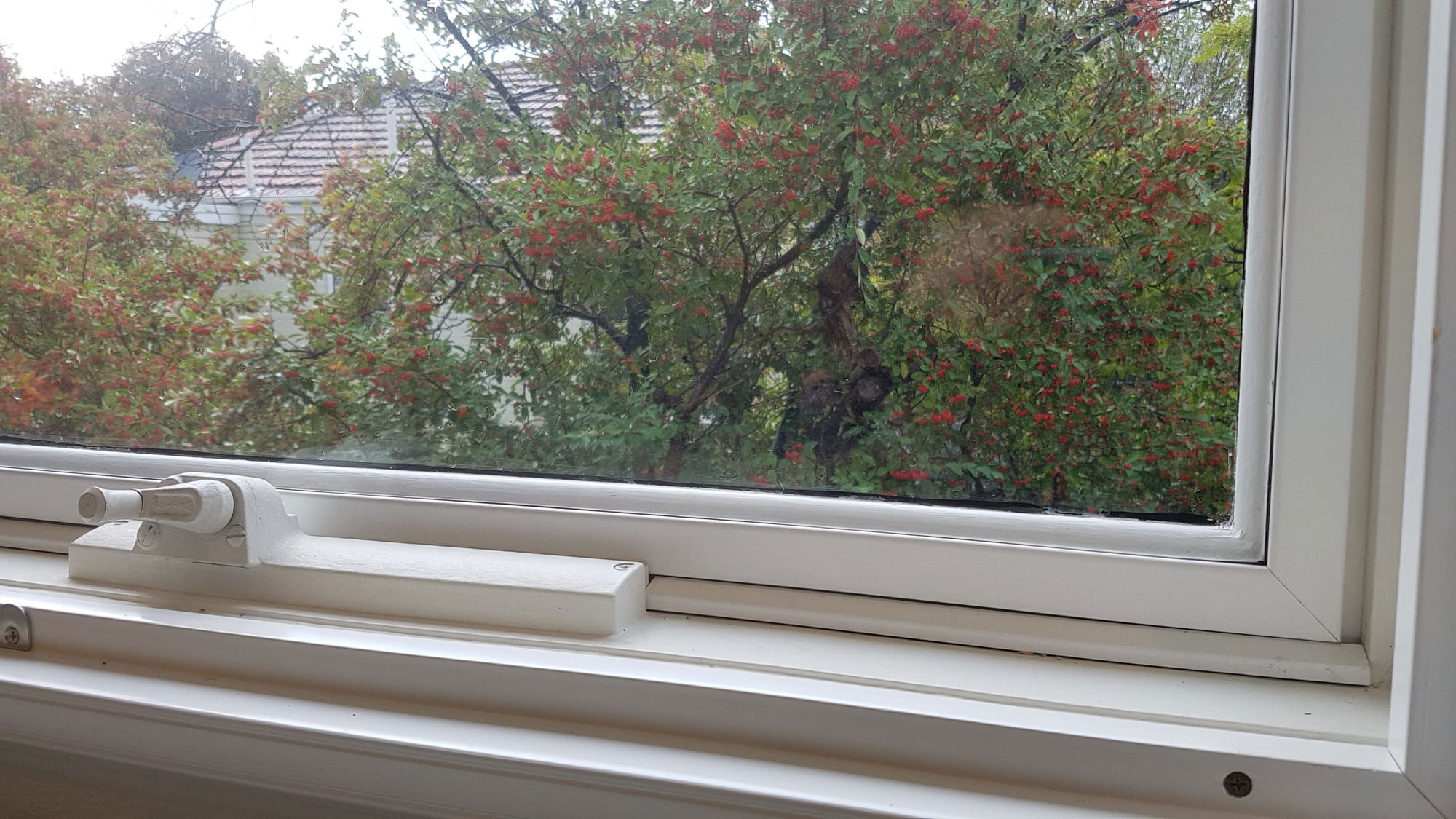 On-sash ecoGlaze for awning window