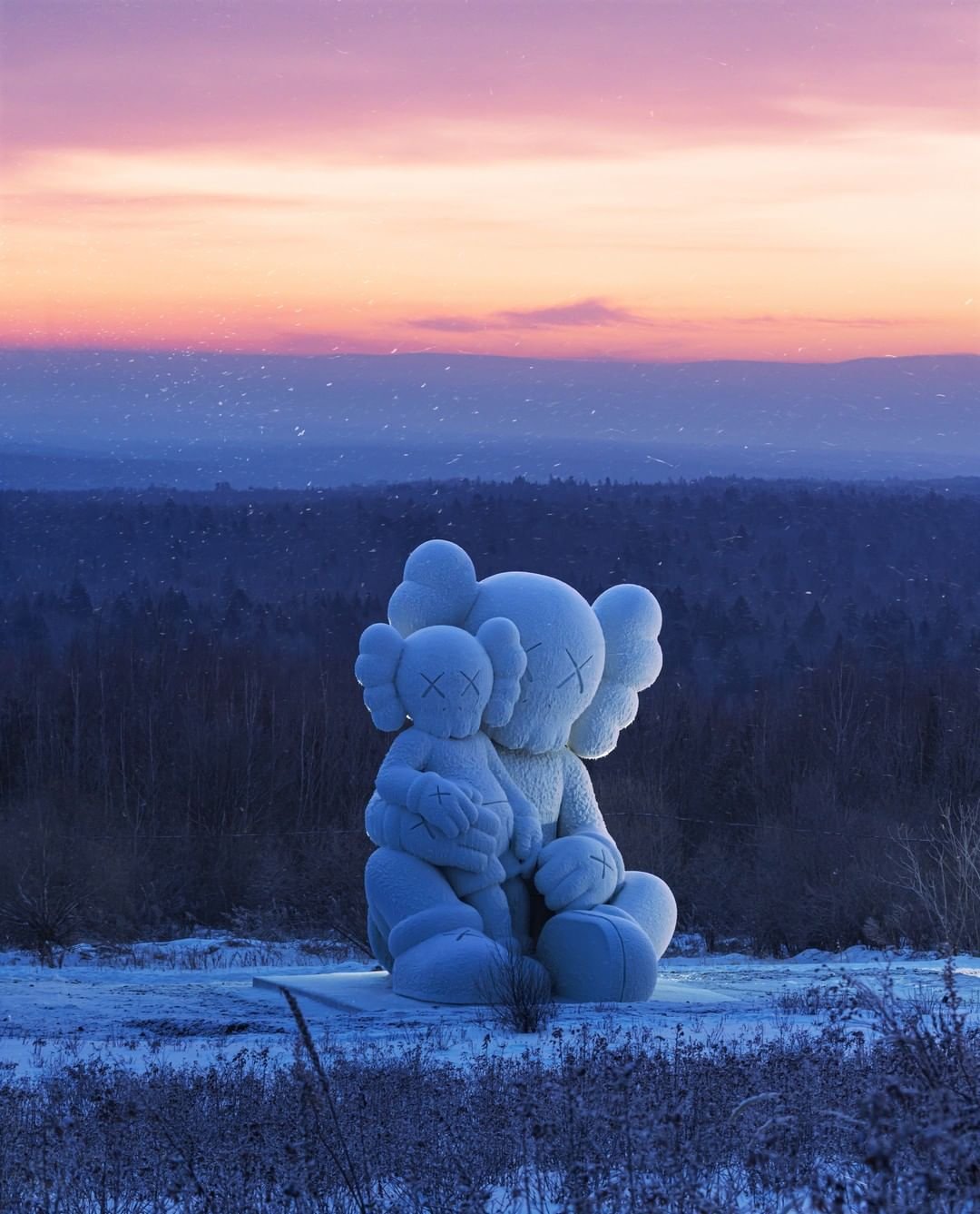 第 8 站《KAWS：HOLIDAY》中國吉林省長白山 COMPANION 巨型雪雕