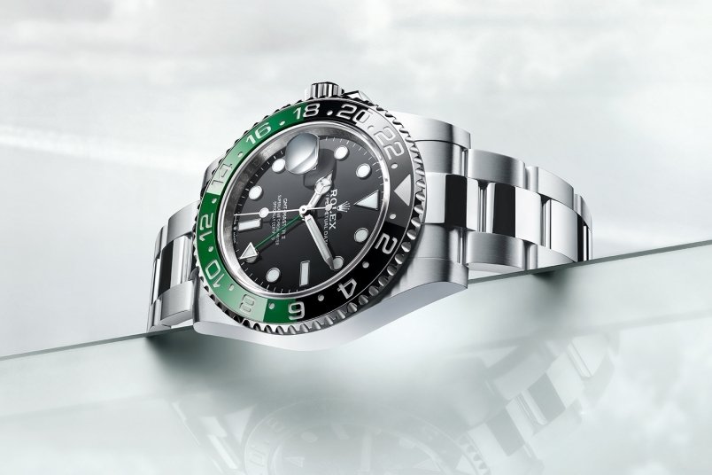 ROLEX 官方正式發佈 2022 年全新手錶系列 黑綠 GMT MASTER II 以罕有左手錶設計