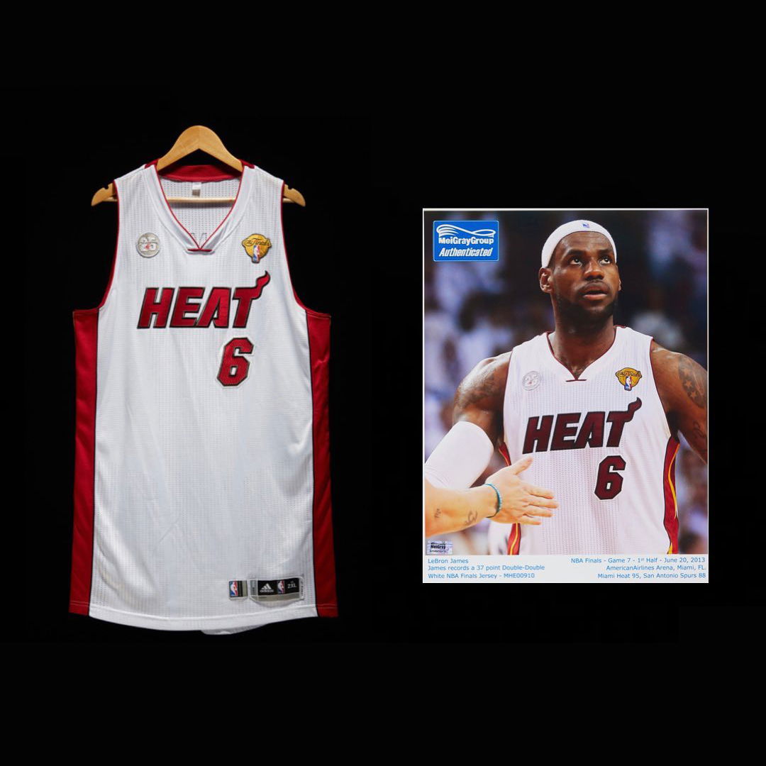 NBA 球星 LEBRON JAMES 於 2013 年總決賽 着用熱火球衣預計將以 2340 - 3900 萬港幣成交