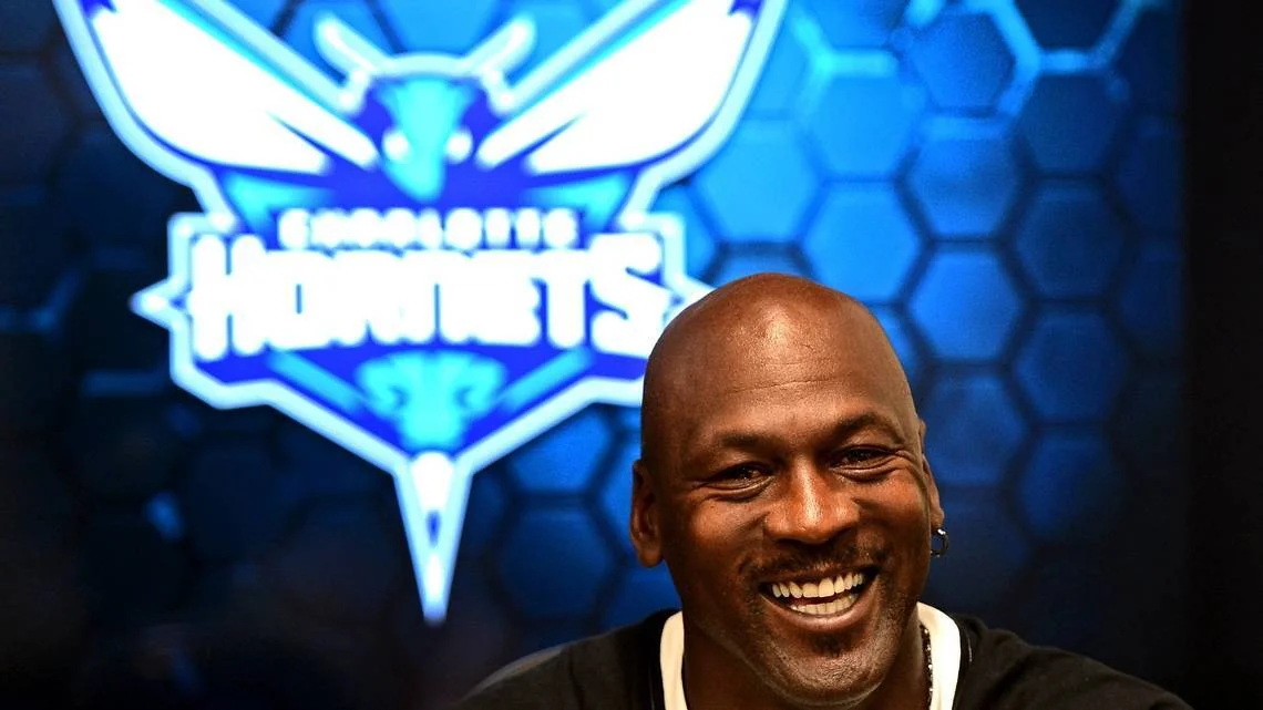 傳奇NBA 球星 MICHAEL JORDAN 將出售黃蜂隊大部份股權，估值約 30 億美金