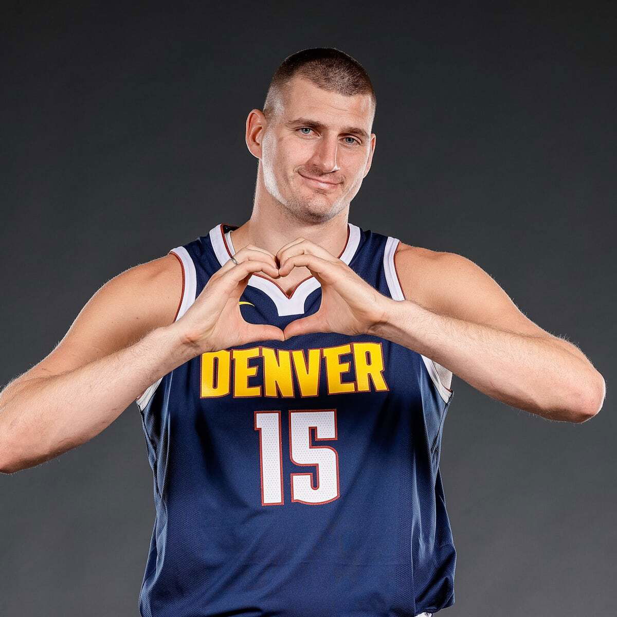 NBA 球星 NIKOLA JOKIC 正式成為中國運動品牌 361° 代言人