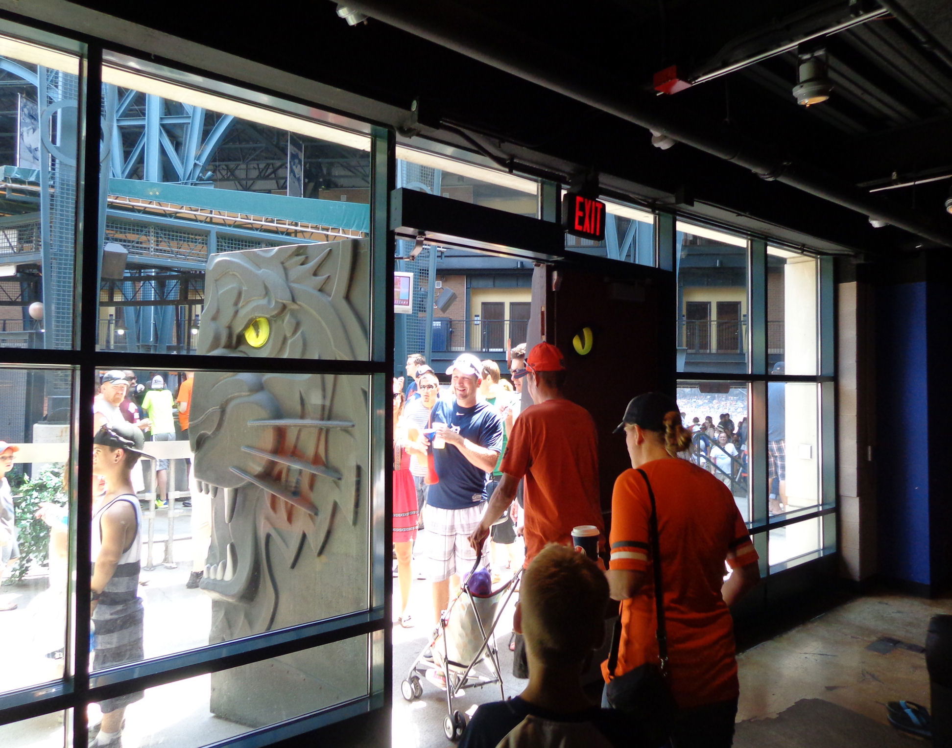 COMERICA PARK FOOD VENUES