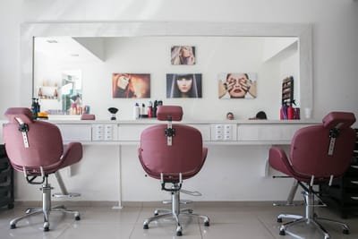 What to Look for When Choosing a Beauty Salon? image