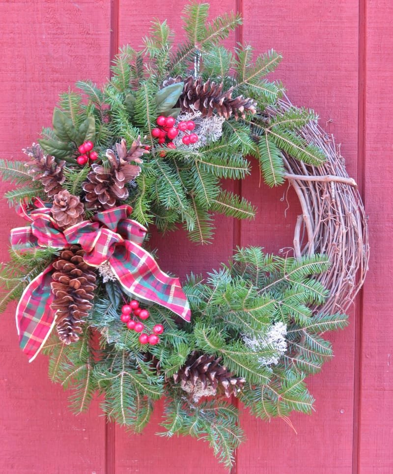 Make Your Own Holiday Wreath