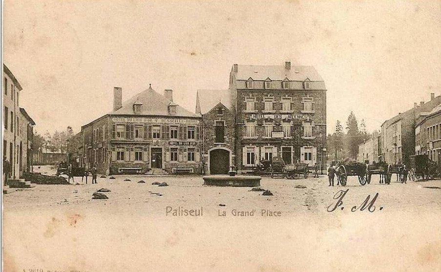Hotel des Ardennes grand-place à Paliseul