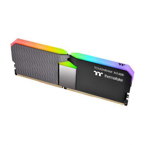 Thermaltake TOUGHRAM XG RGB Memory DDR4 3600MHz 16GB (8GB x2)-BlackTOUGHRAM XG 3600/4000/4400/4600BUILT FOR HIGH PERFORMANCE