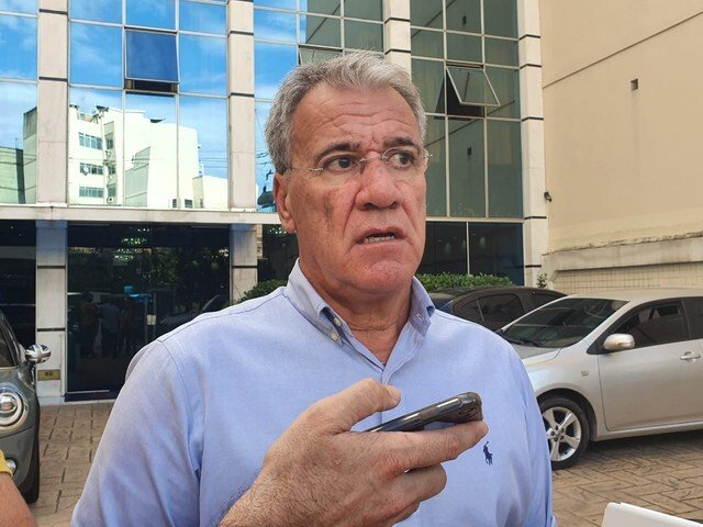 Presidente do sindicato de atletas do RJ admite se apropriar de R$400 mil dos jogadores
