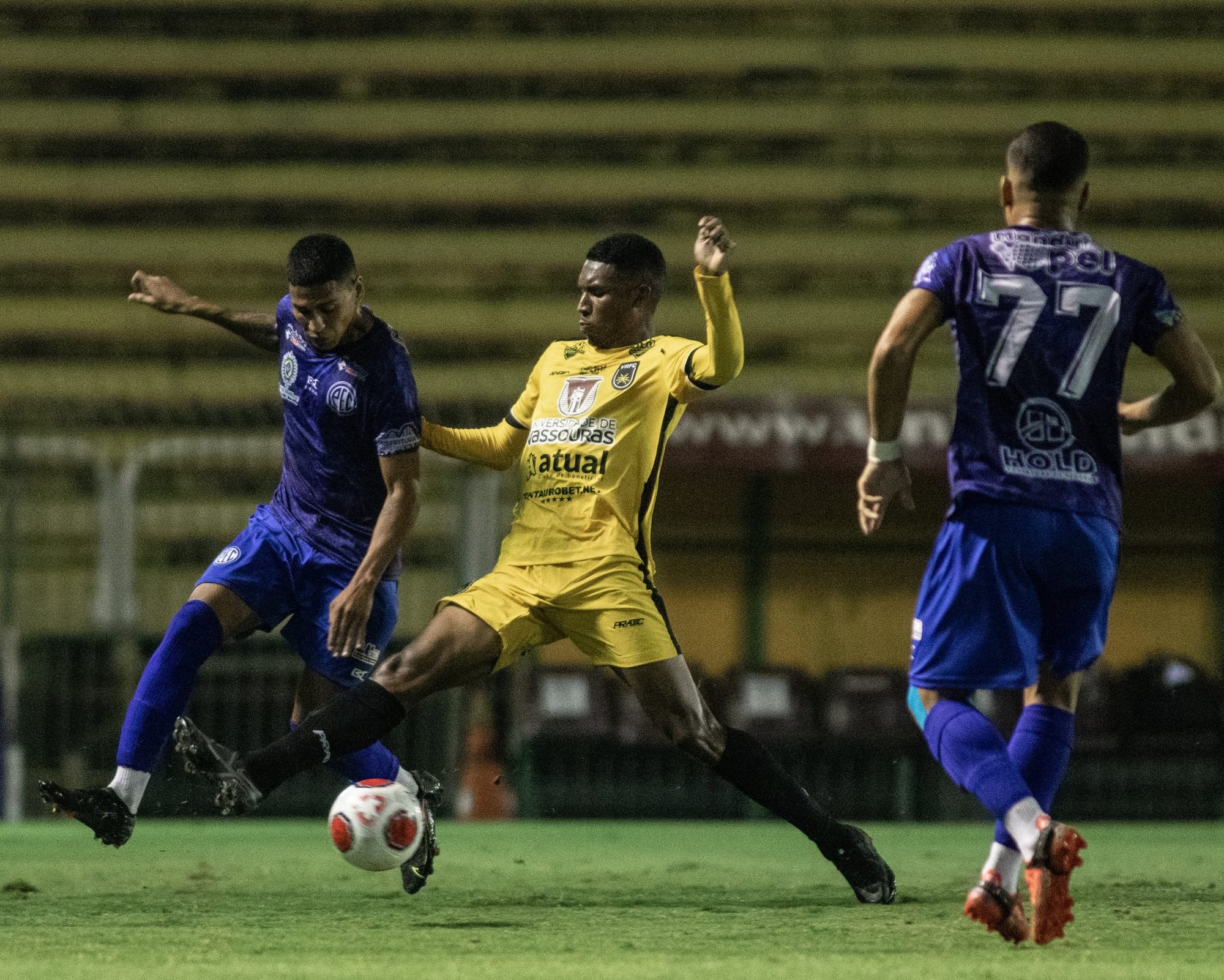 AMERICANO, GONÇALENSE/PETRÓPOLIS, PORTUGUESA E VOLTA REDONDA SEGUEM NO SONHO DA COPA RIO