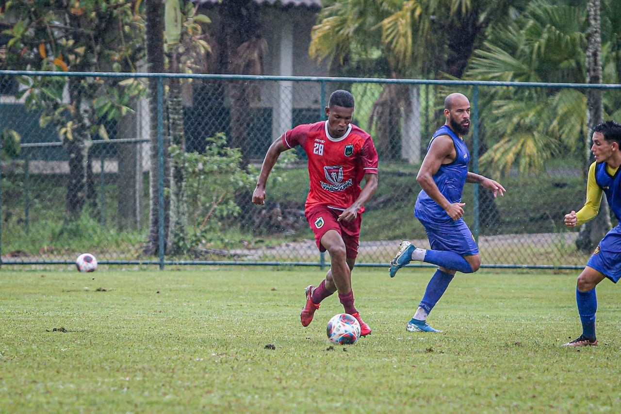 LELÊ RENOVA CONTRATO COM VOLTAÇO ATÉ O FIM DO ANO