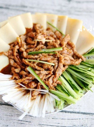 Straccetti di maiale alla salsa pechinese 京酱肉丝