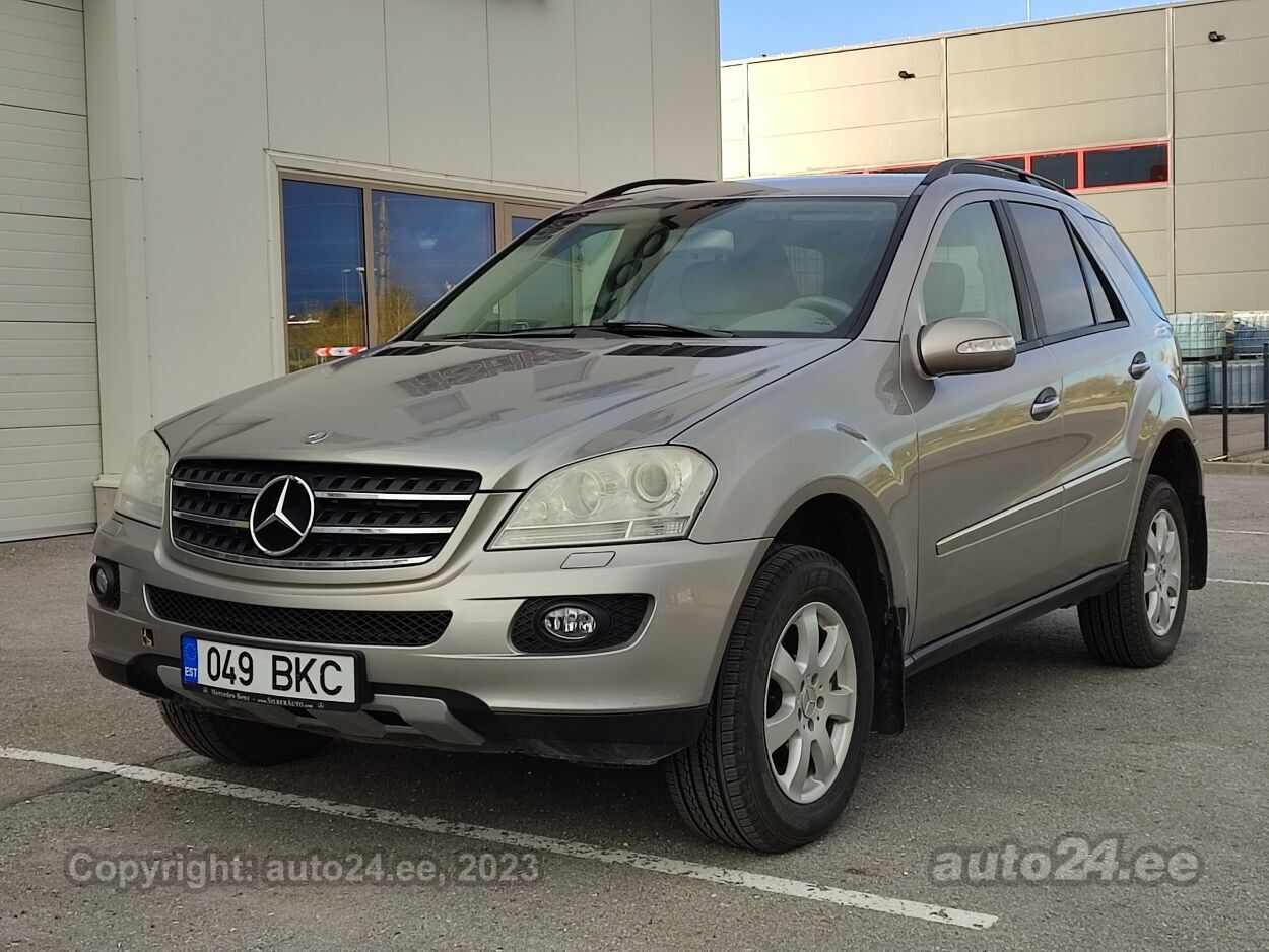 Mercedes Benz ML320