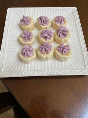 Wedding Cake Mini Cupcakes with Lemon Curd & Blueberry Buttercream