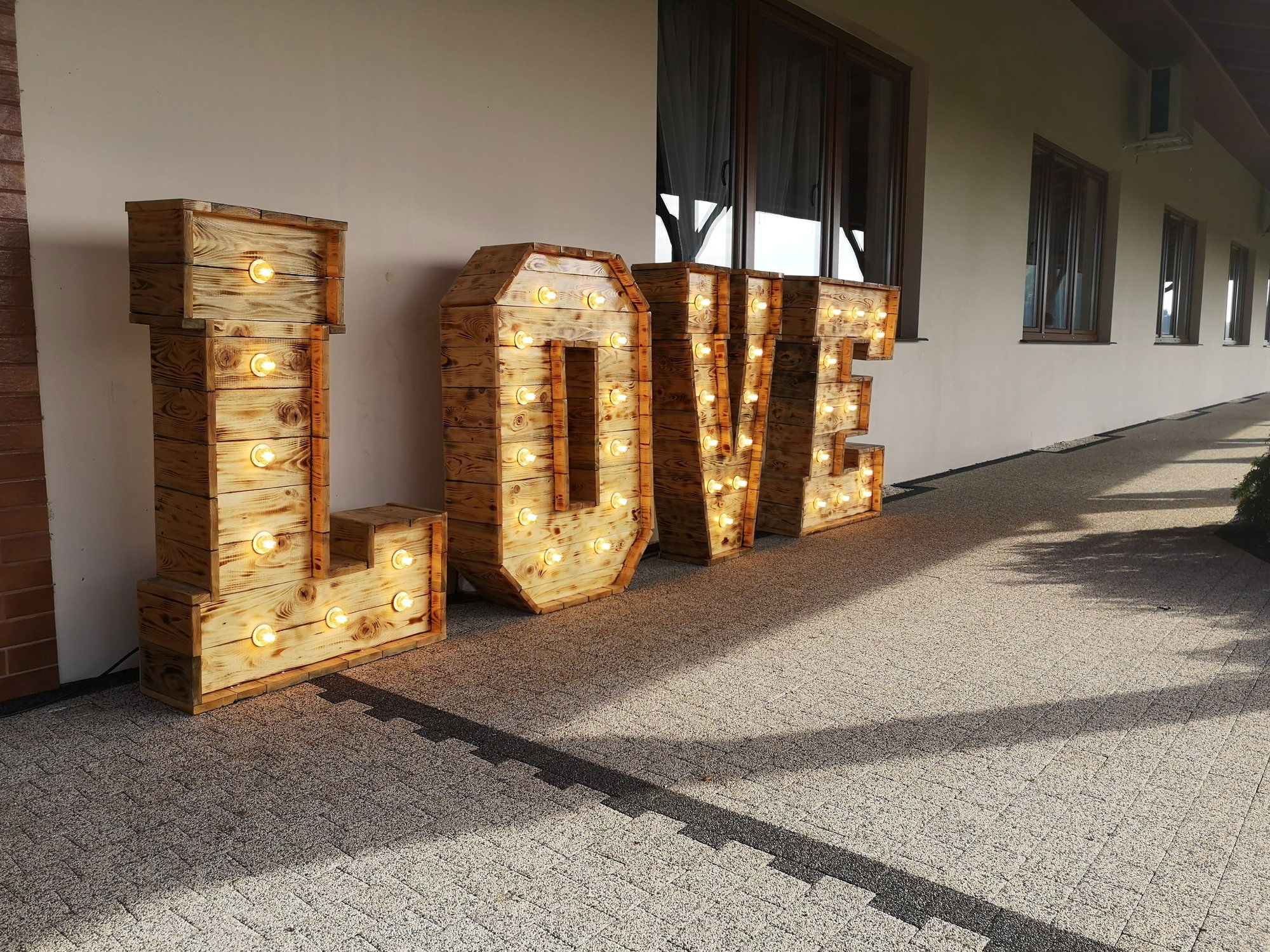 Love drukowane drewniane -300zł-