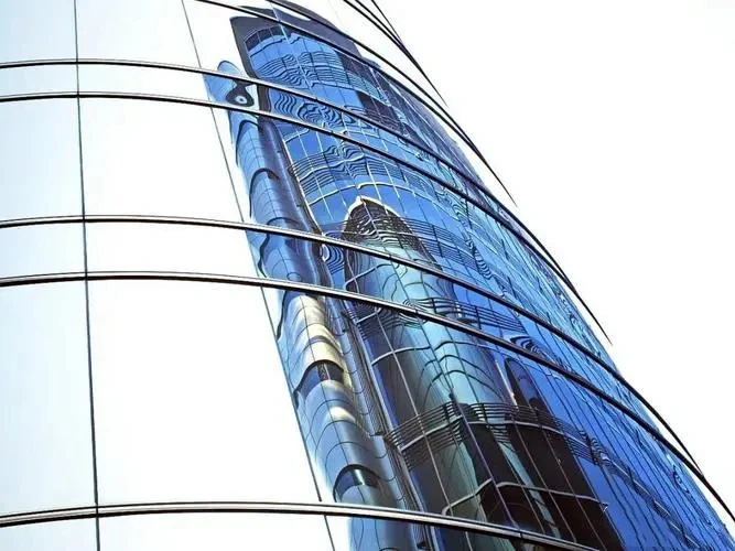 Curtain wall glass image distortion problem and solution.