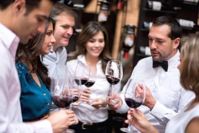 Necessary Factors to Consider When Hiring a Winery and Brewery Tour Company  image