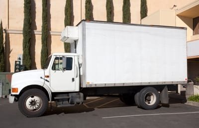 Tips On Choosing the Best Refrigerated Delivery Services image