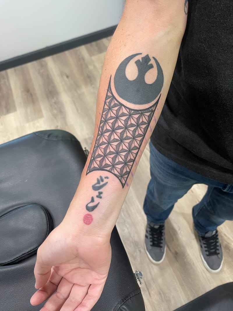 Tattoo By Ellexis - Signature Tattoo and Supplies