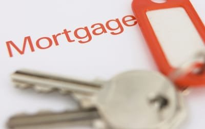 Important things to consider when looking for the best mortgage broker image