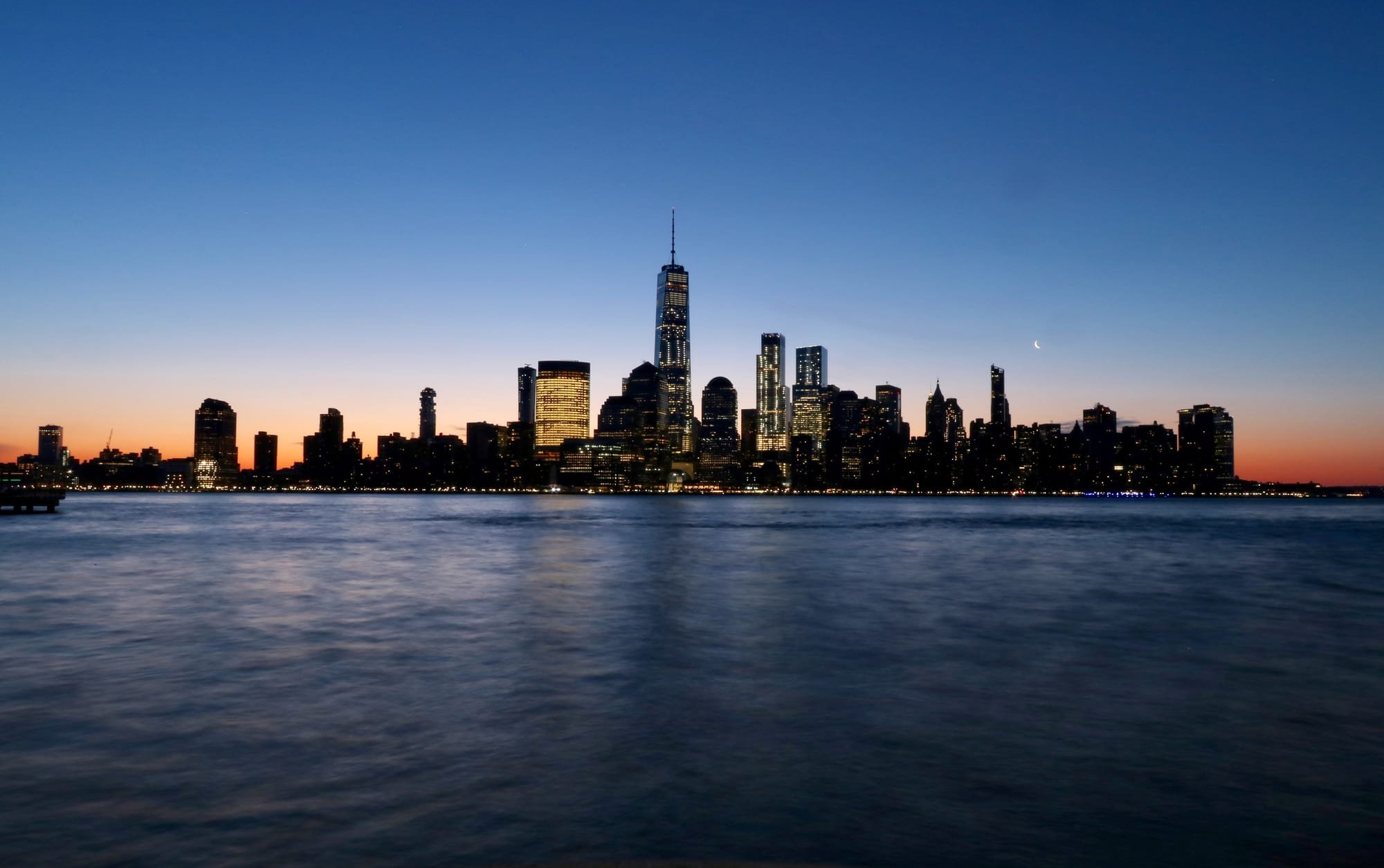 207. Manhattan Skyline in Blue Hour