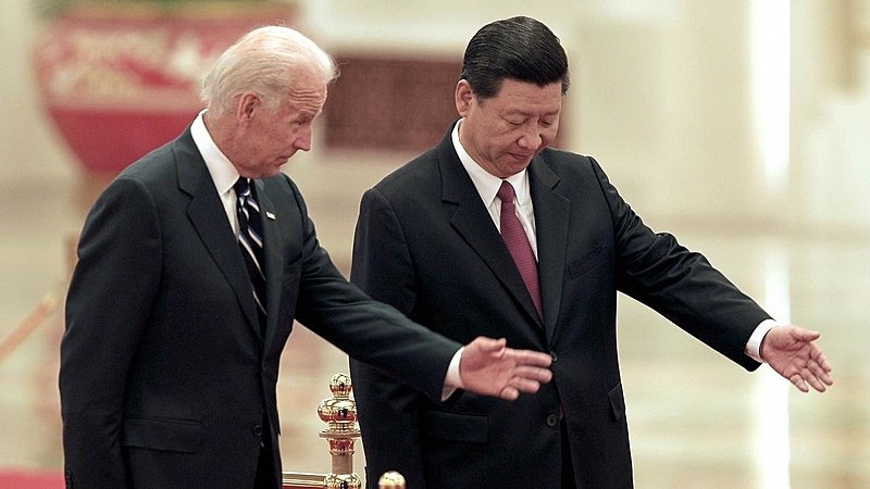 Xi Jinping e Biden discutem "responsabilidades" em primeiro contato desde guerra na Ucrânia