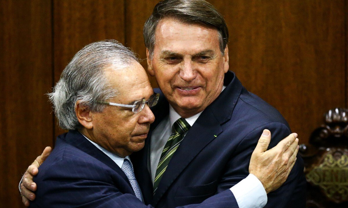 Senado aprova projeto que obriga redução do ICMS sobre combustíveis e energia no Brasil