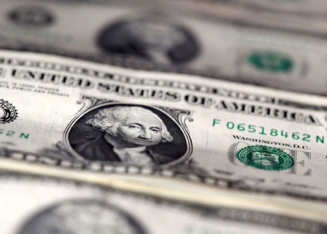Destino do dólar na Rússia revelado
O vice-ministro da Economia, Ilya Torosov, espera que a desdolarização só se intensifique