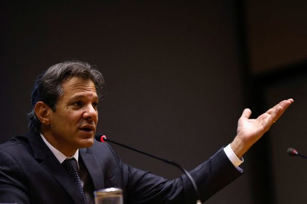 O estouro anunciado da economia brasileira .O povo arca com o prejuízo e os políticos enchem o ‘bouço’ Definição do “arcabouço fiscal”,