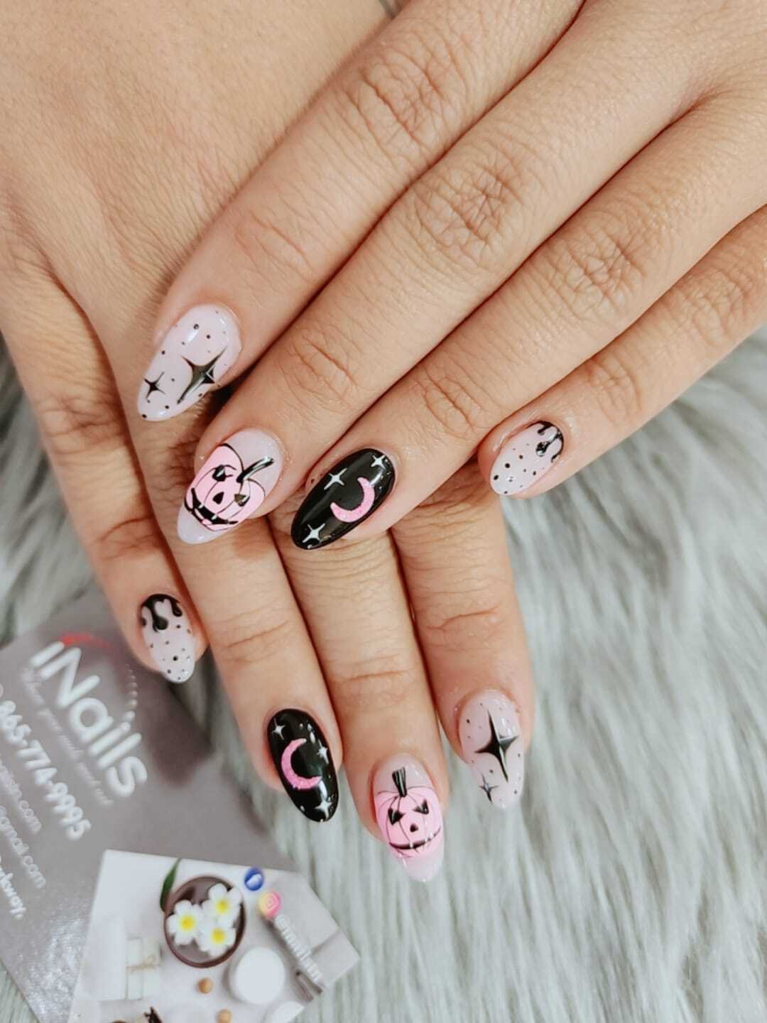 Halloween nails design