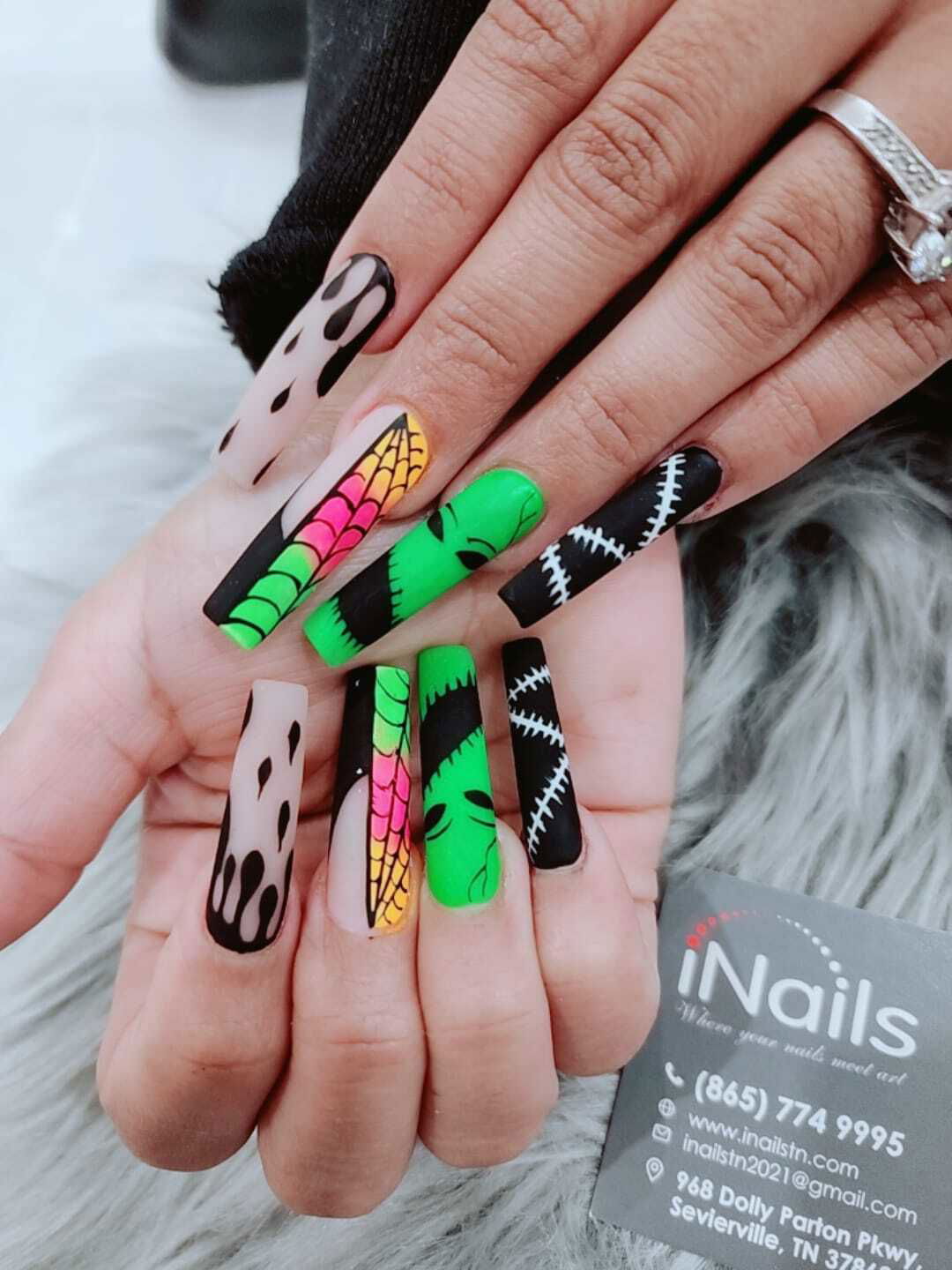 halloween nail design