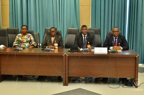 Le bureau de la CENI reçu le 2/11/2020 au Palais de la nation par le Président Félix Tshisekedi. Photo Présidence de la République.