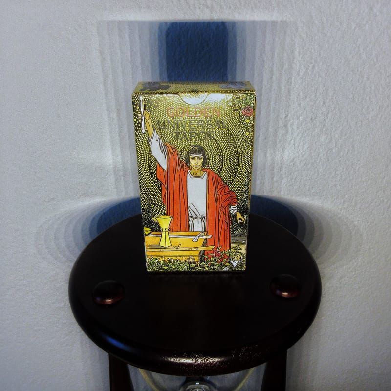Golden Universal Tarot