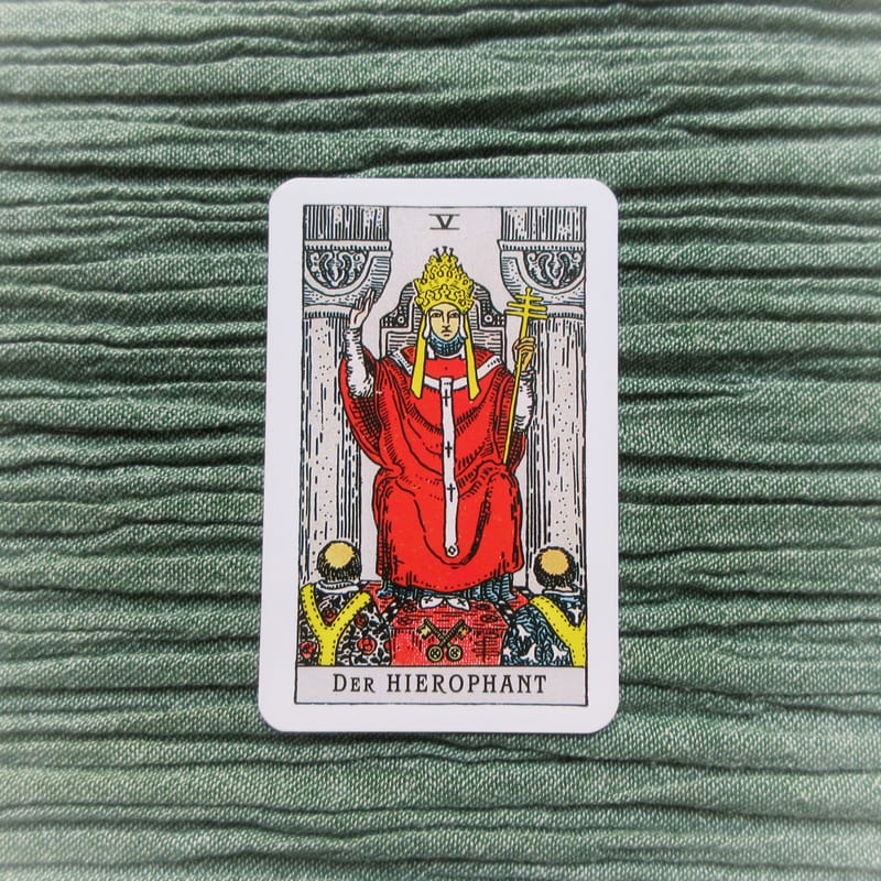 5 - Der Hierophant
