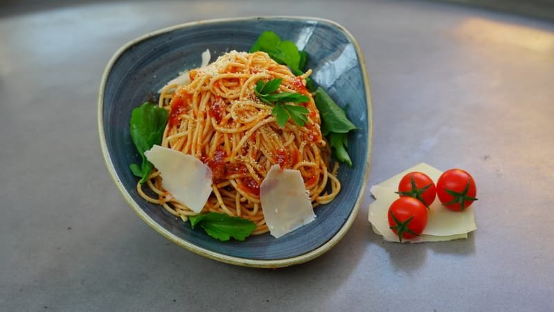 Spaghetti Bolognese سباغيتي بولونيز