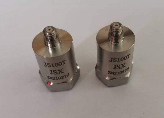 JS100T螺纹固定单轴压电式加速度传感器