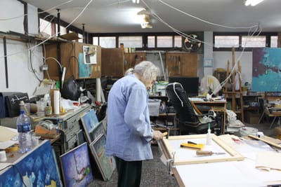 Buying a painting on the Internet