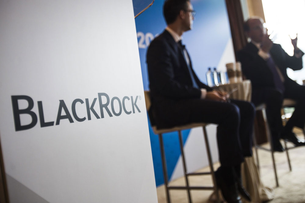 最大規模資產管理公司 BlackRock 成爲10萬億資產管理巨鯨之路