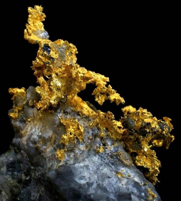 GOLD OF THE ANDES, GEOCHEMISTRY, GENESIS AND HISTORY OF MAYAN DEPOSITS