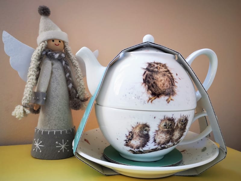 WRENDALE DESIGNS FINE BONE CHINA MUGS /TEAPOTS / COASTERS /GIFTS SALE