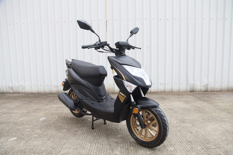 Scooter ou motos 50cc et équivalent Moto Shop Pacific