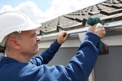 What to Check When Finding a Roofing Company image