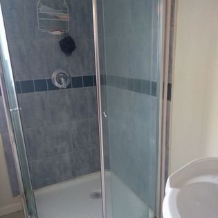 SHOWER DOORS DEEP CLEANING $29.99 AND UP (DEPENDING ON DIRT LEVEL)