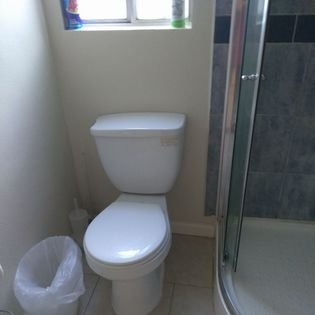 SMALL BATHROOM DEEP CLEANING $34.99 AND UP (DEPENDING ON DIRT LEVEL)