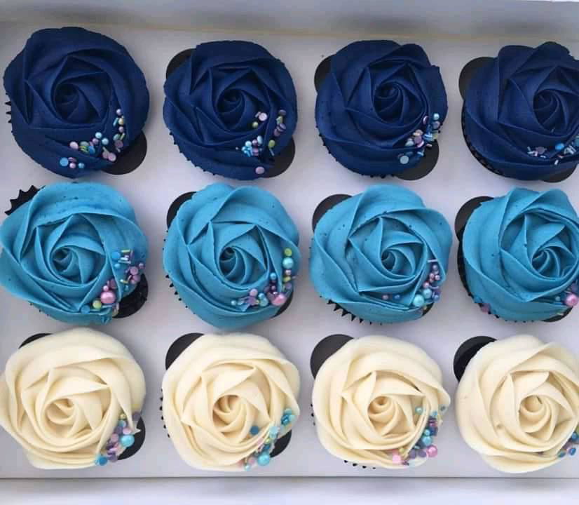 Chocolate Rose Cupcakes With Buttercream Frosting