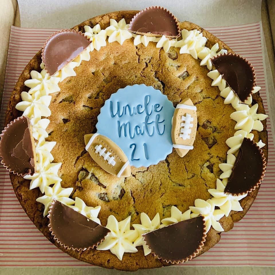 Chocolate Chip Cookie Cake With Buttercream Frosting and Reese’s Peanut ...