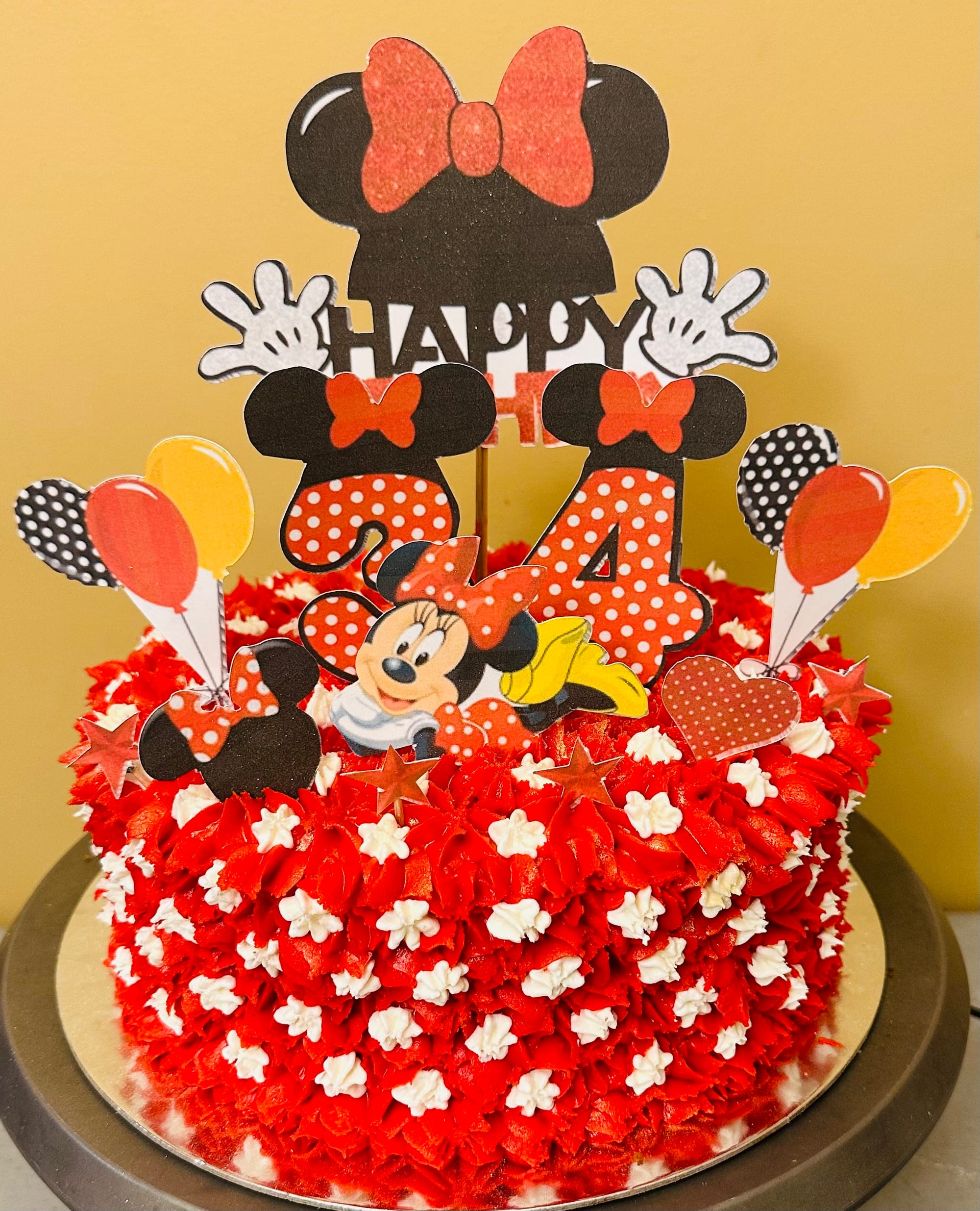 2 Layer Vanilla Minnie Mouse Birthday Cake with Buttercream Frosting