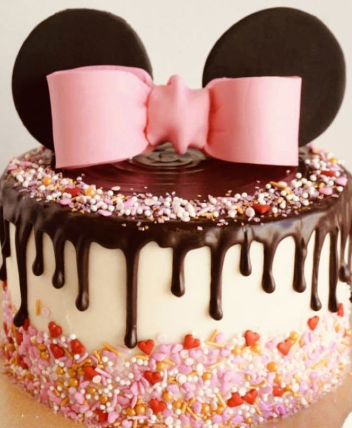 2 Layer Funfetti Minnie Mouse Cake with Buttercream Frosting and Fondant Appliqué